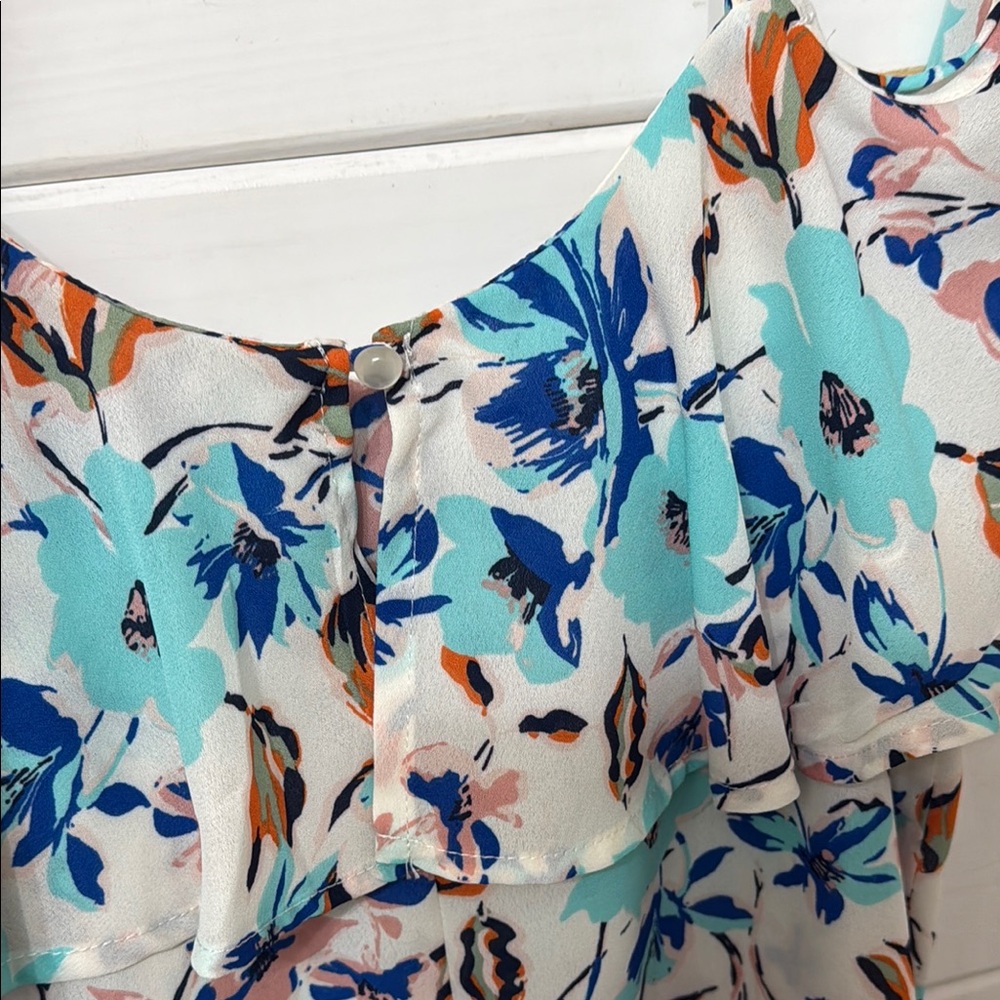 Blue Flutter Sleeve Ruffled Blouse - Picture 3 of 4